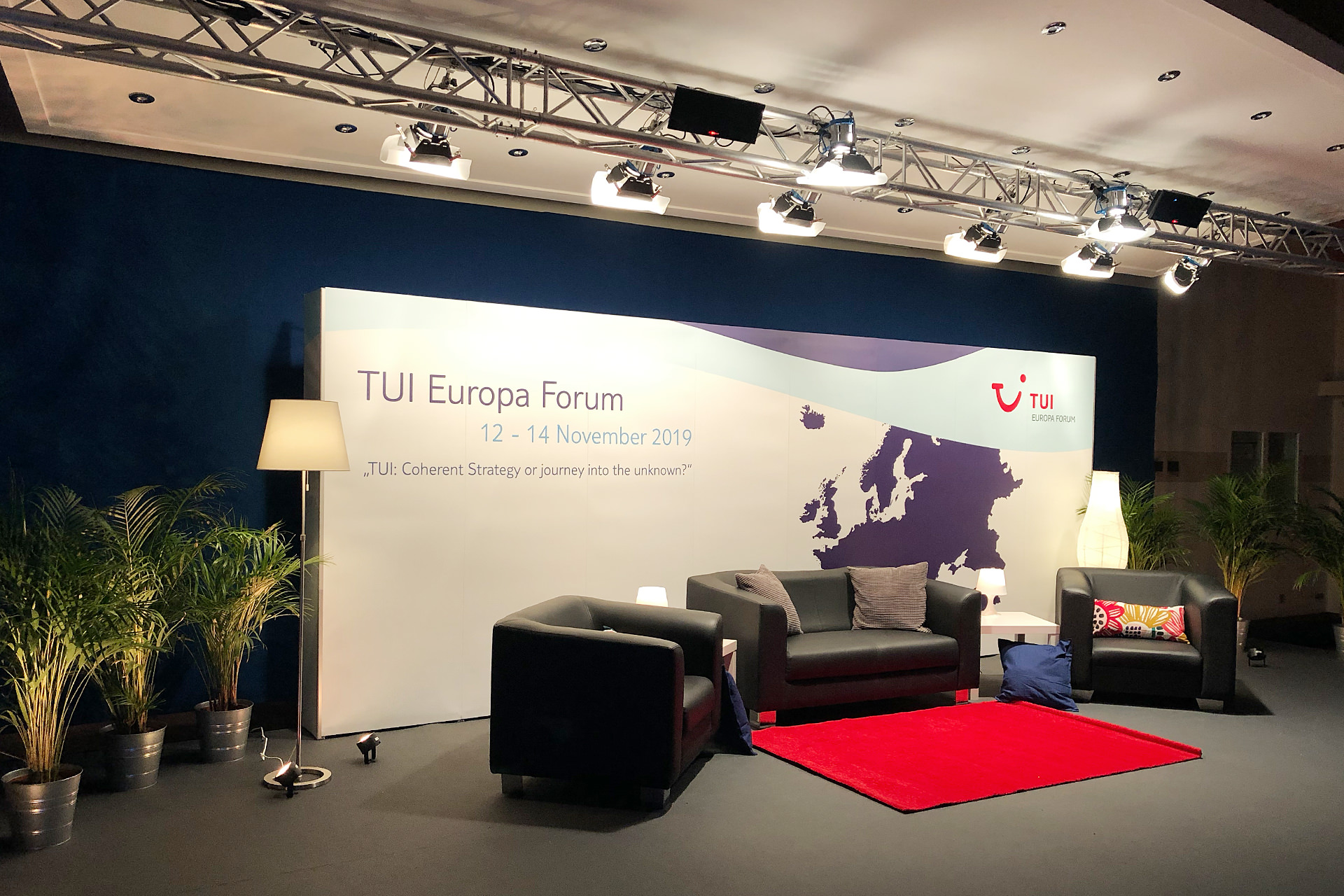 teiwes.av - Bühne des TUI Europa Forums